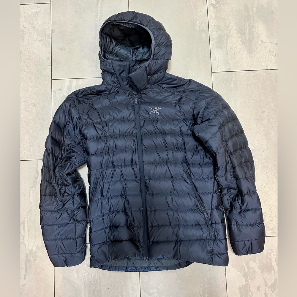Arc’teryx Medium Navy Cerium Jacket